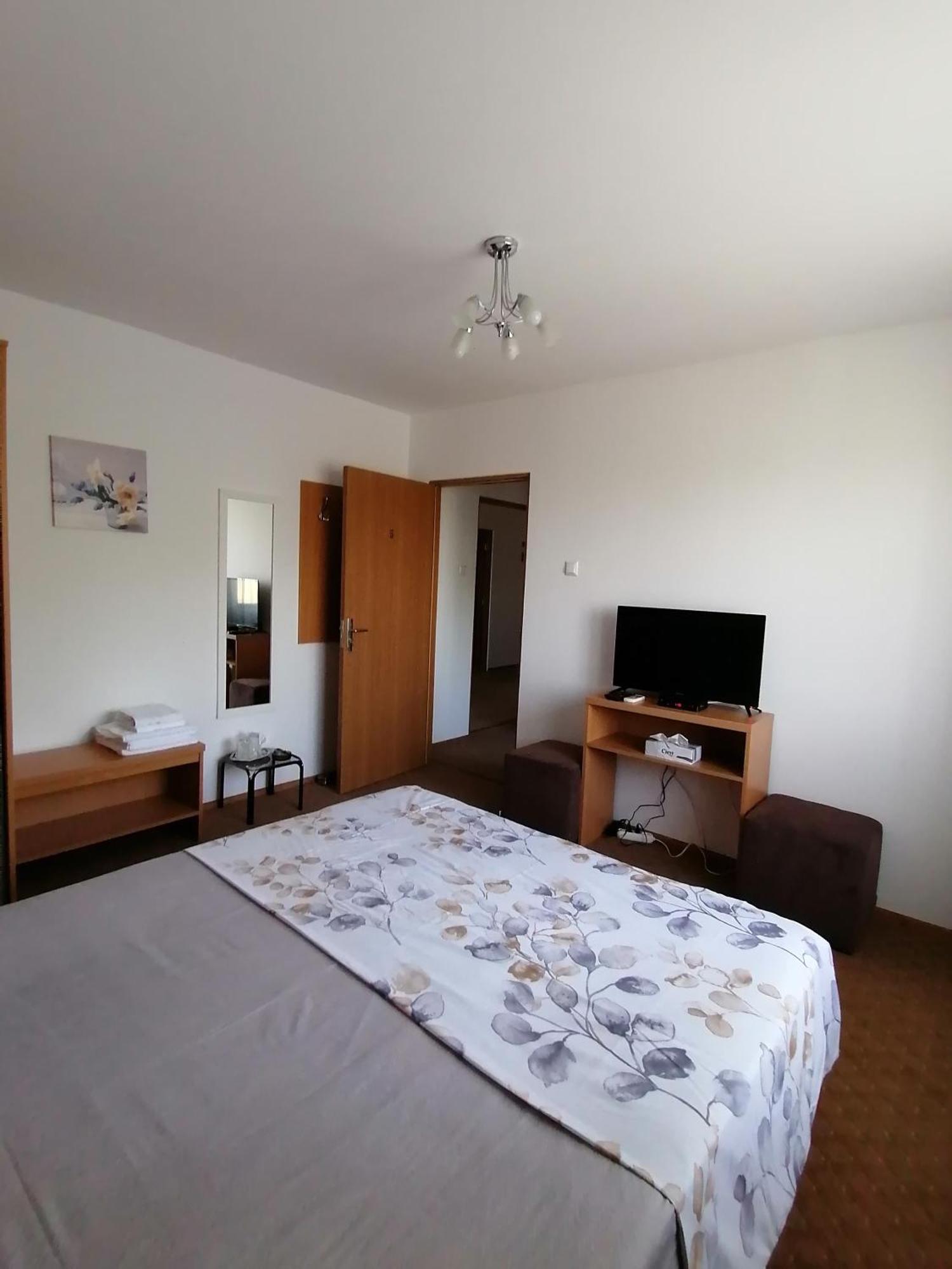 Casa Carp Calarasi Hotel Eksteriør billede