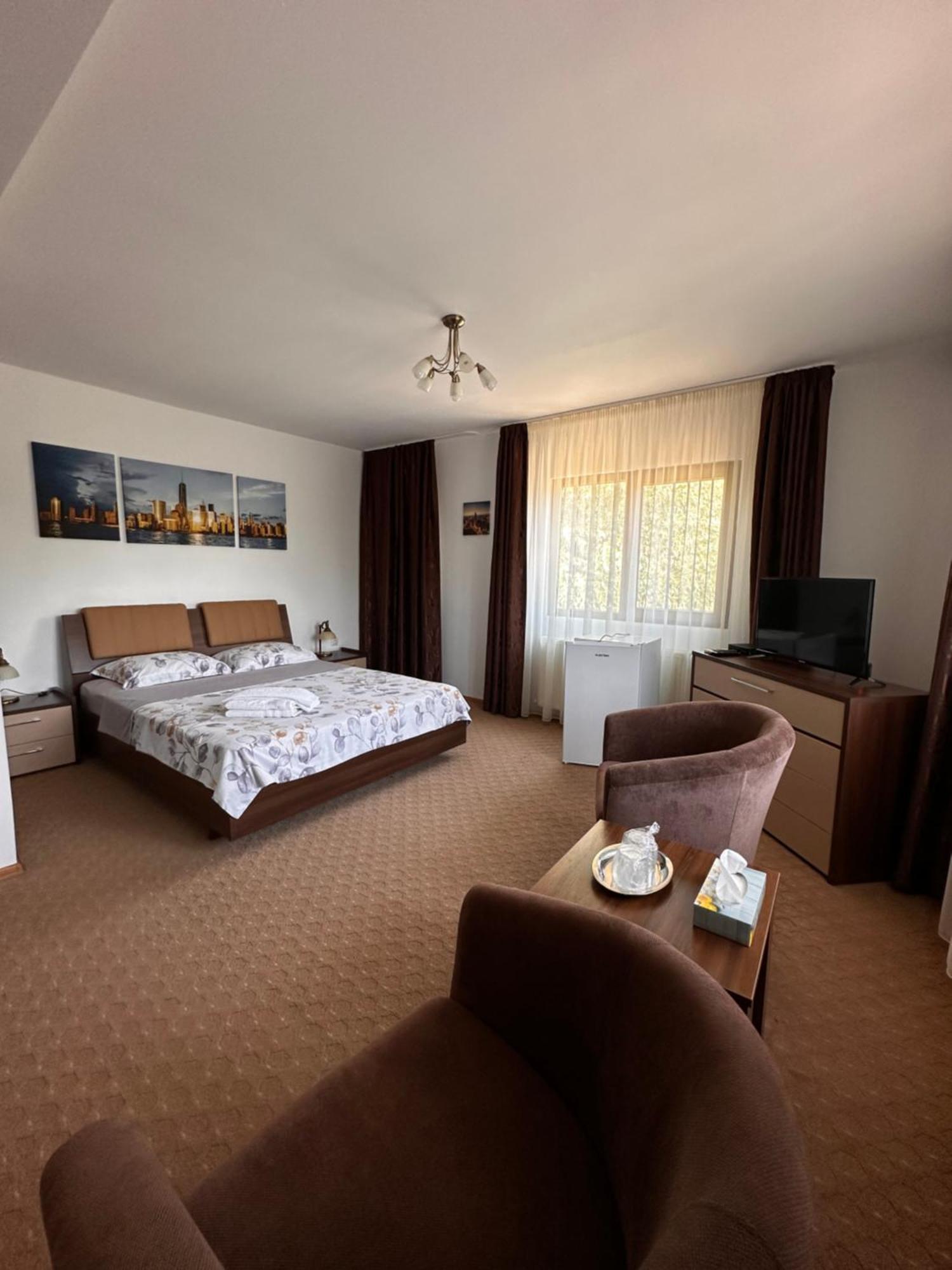 Casa Carp Calarasi Hotel Eksteriør billede